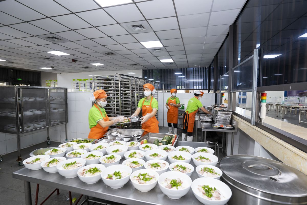 Những quy định về điều kiện an toàn thực phẩm đối với bếp ăn tập thể