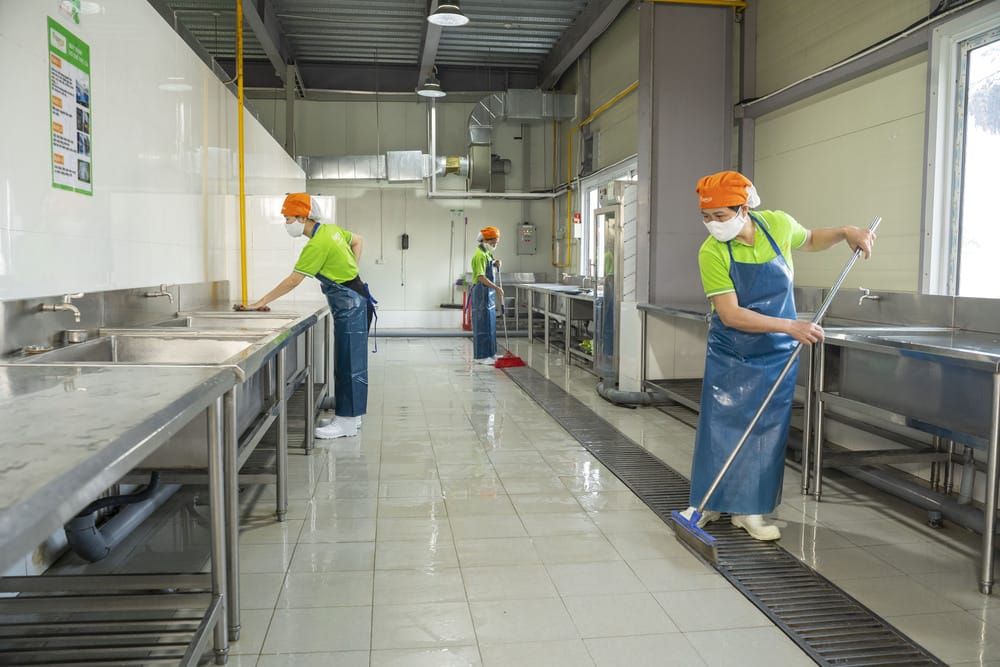 Nhà thầu suất ăn – Cầu nối giữa doanh nghiệp và người lao động qua từng bữa ăn