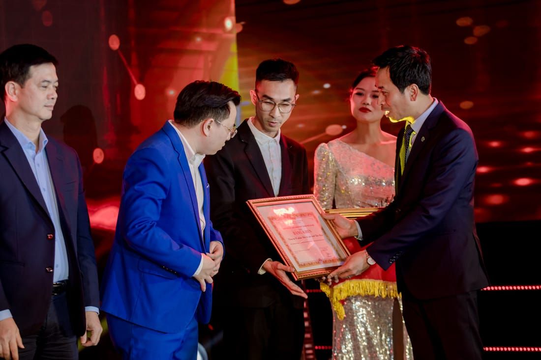 Hoạt động nội bộ