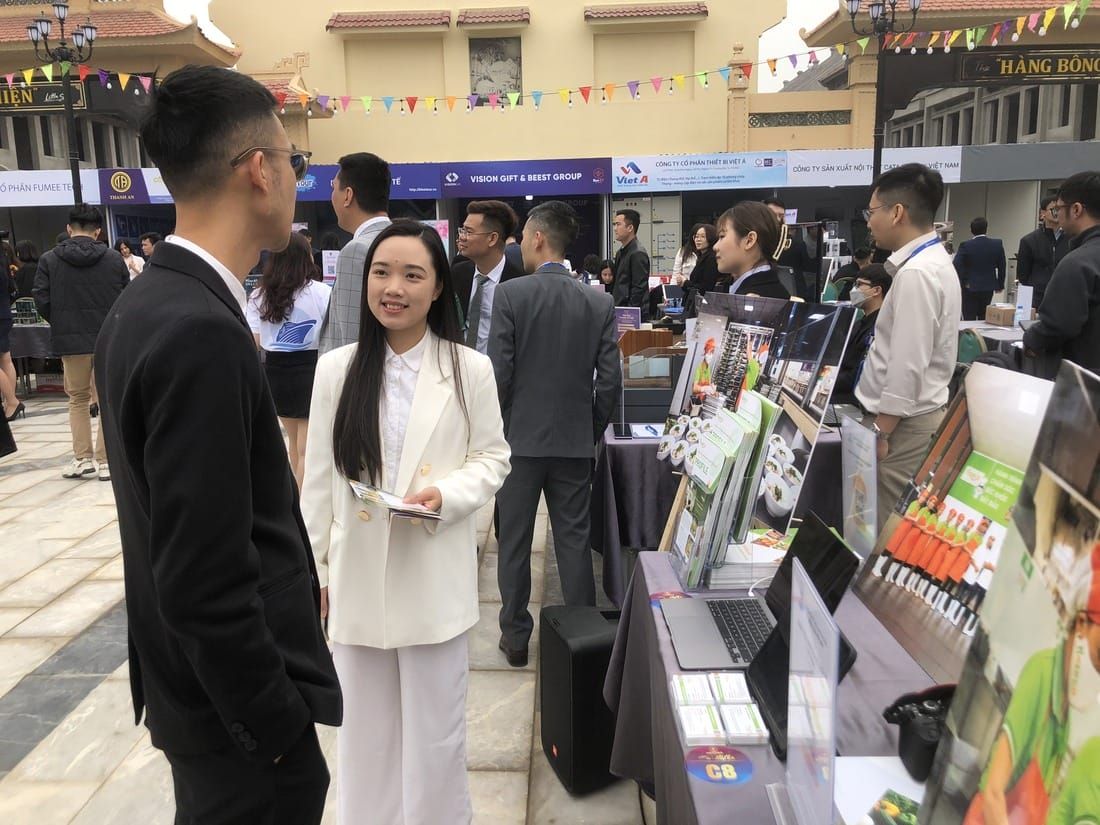 Hoạt động nội bộ