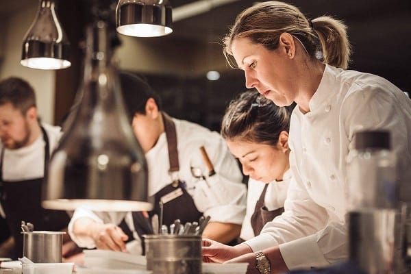 Hoạt động nội bộ