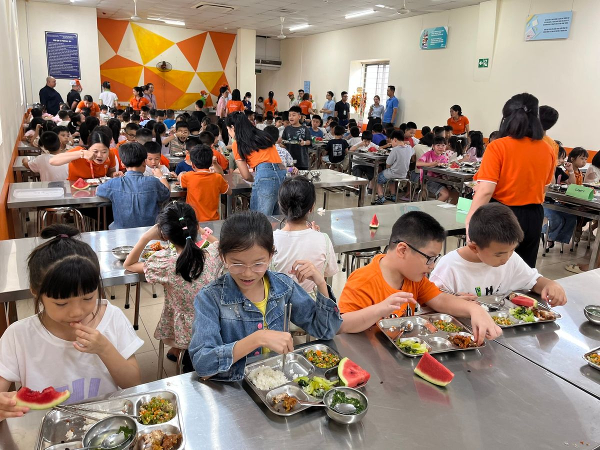 Suất ăn bán trú trường học – Hướng đến chuẩn hóa đồng bộ trên toàn quốc
