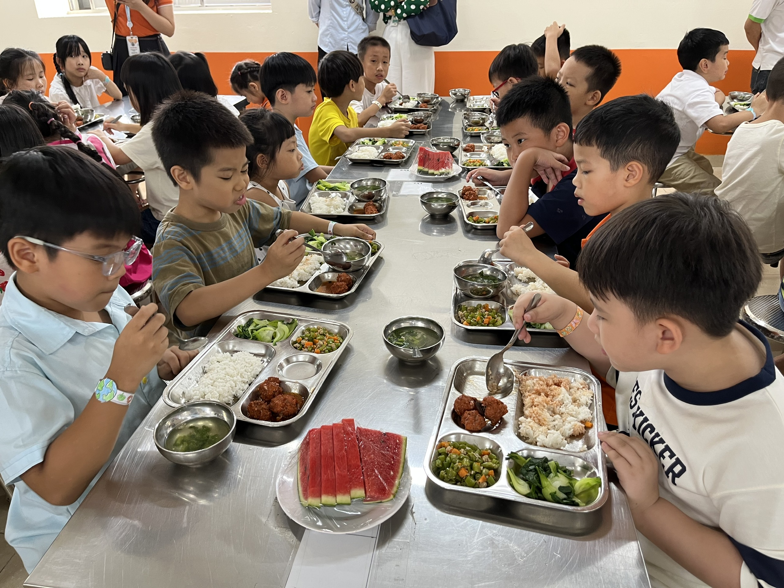 Hoạt động nội bộ