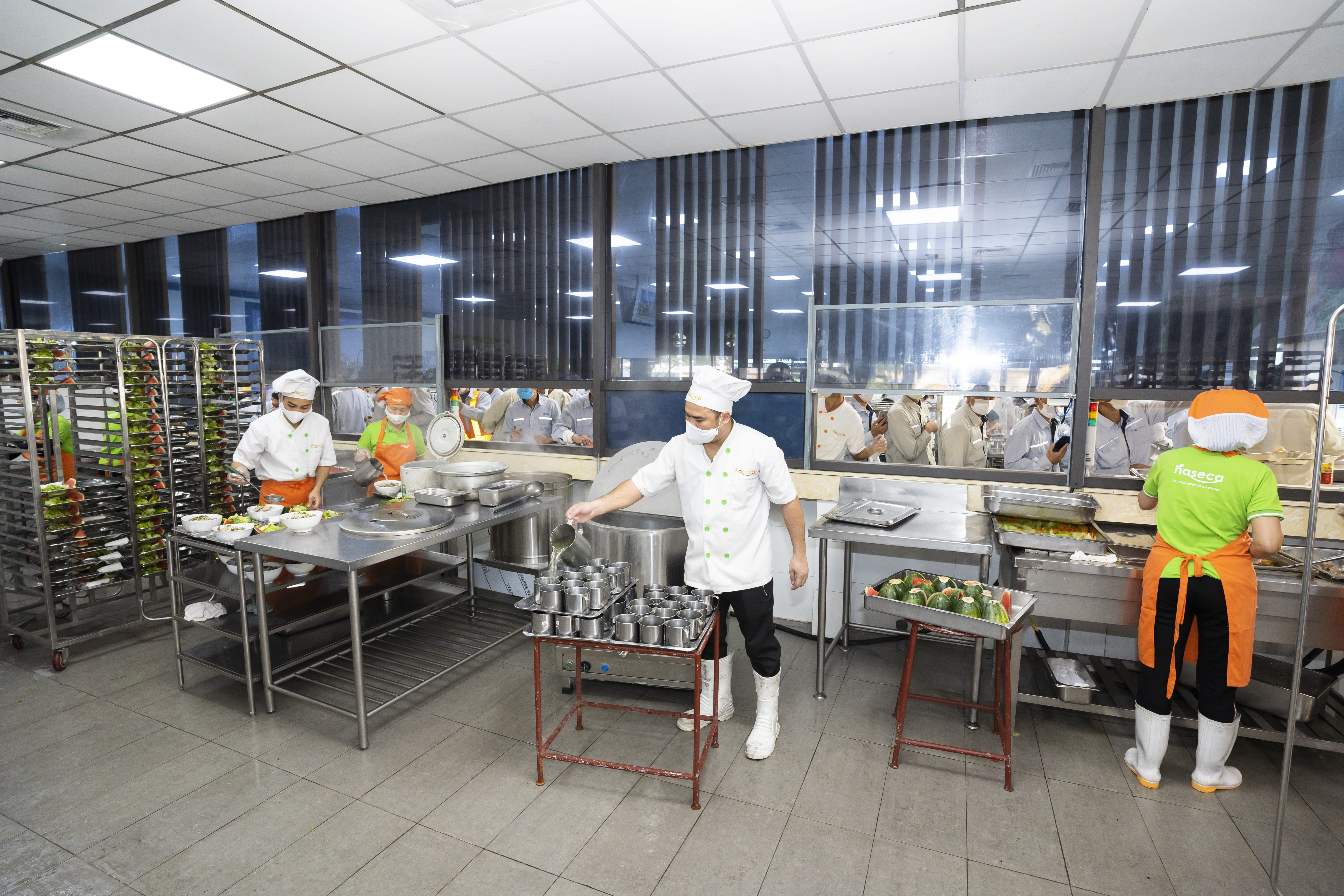 Dịch vụ suất ăn công nghiệp Haseca đã có mặt tại Hà Tĩnh với dịch vụ chất lượng, tận tâm và ATVSTP