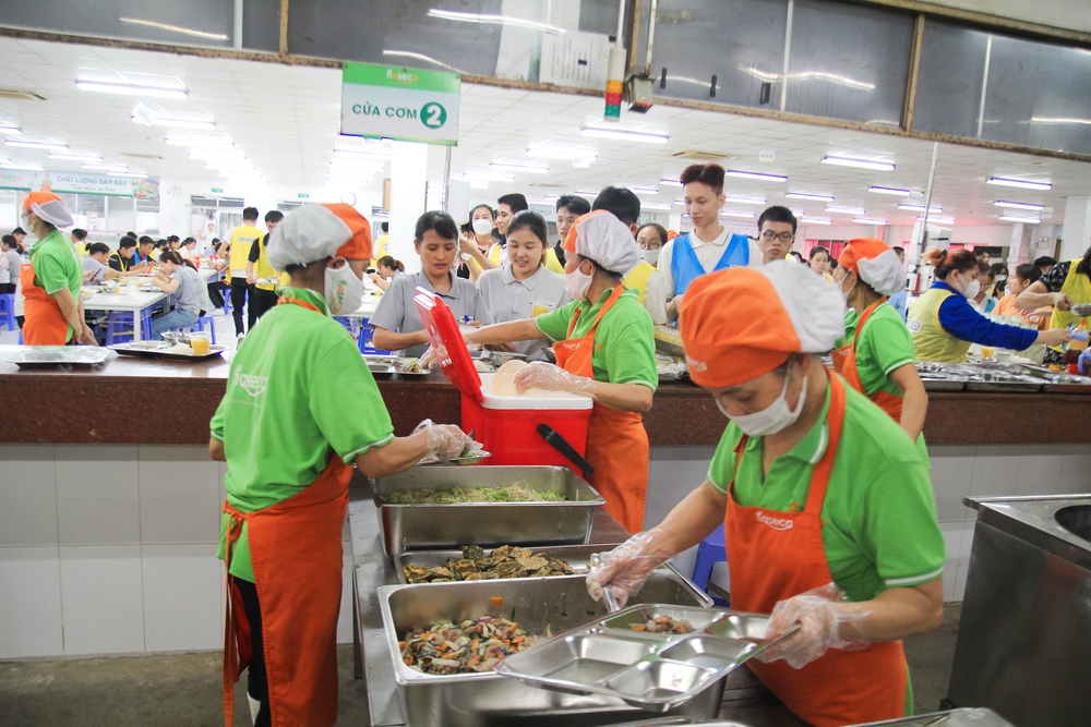 an toàn thực phẩm, suất ăn công nghiệp, chất lượng thực phẩm, vệ sinh thực phẩm, HACCP, ISO 22000, chế biến thực phẩm, bảo quản thực phẩm