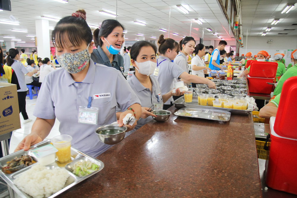 Suất ăn công nghiệp tại Thái Nguyên: Đáp ứng nhu cầu dinh dưỡng cho khu công nghiệp