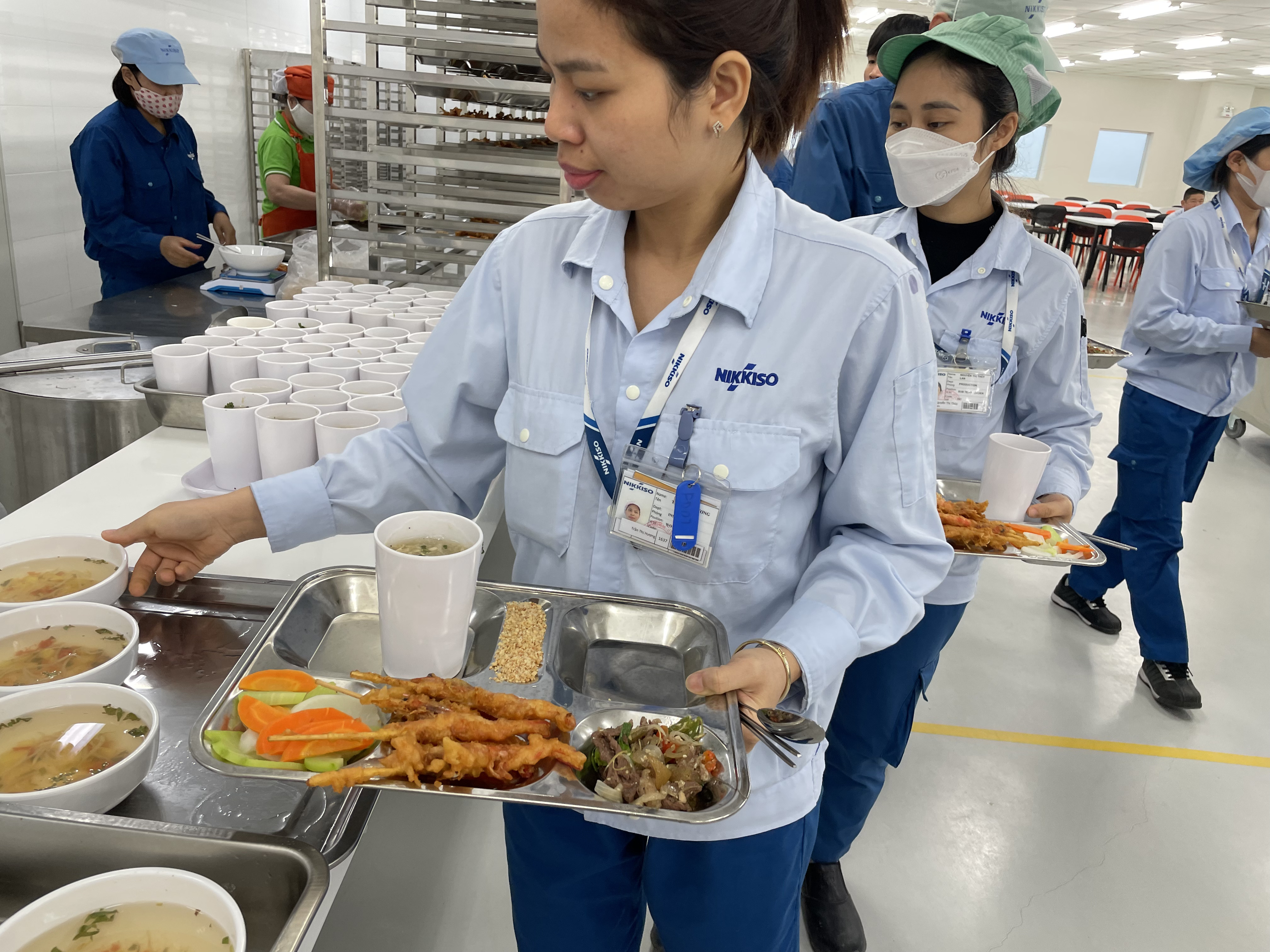 Công ty suất ăn công nghiệp, suất ăn công nghiệp, bếp ăn công nghiệp, giá suất ăn công nghiệp, suất ăn công nghiệp giá rẻ, dịch vụ bếp ăn tập thể