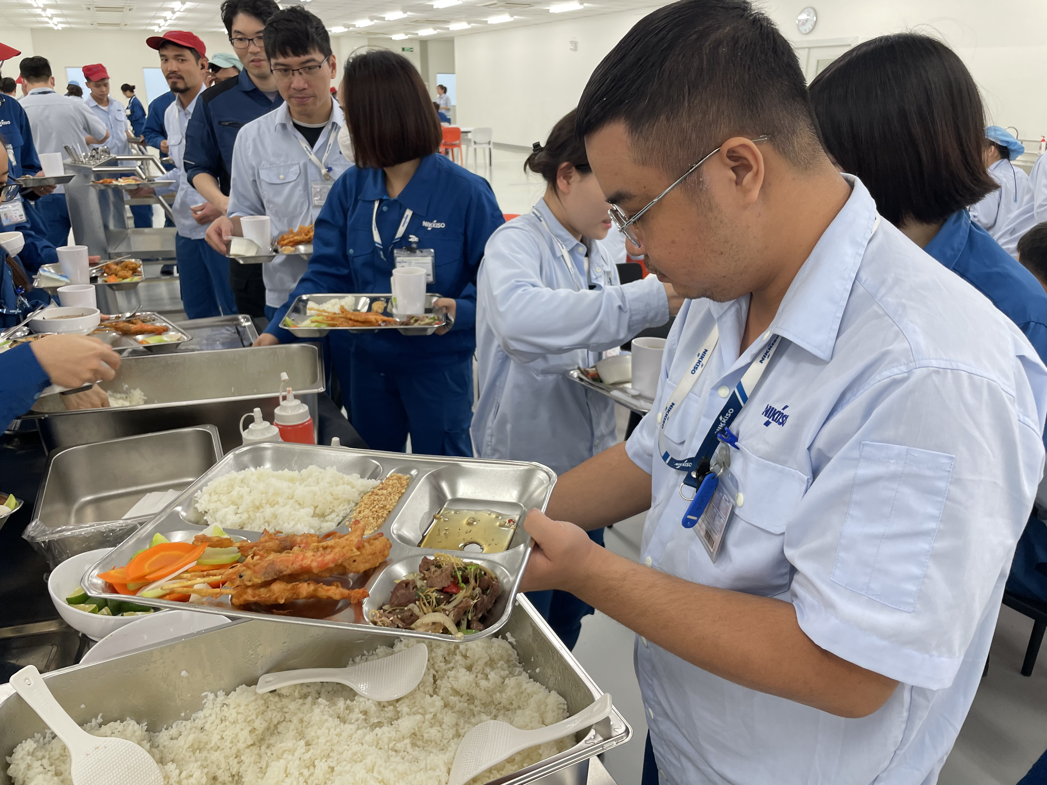 Tối ưu hoạt động nhập – xuất kho nguyên liệu trong bếp lớn