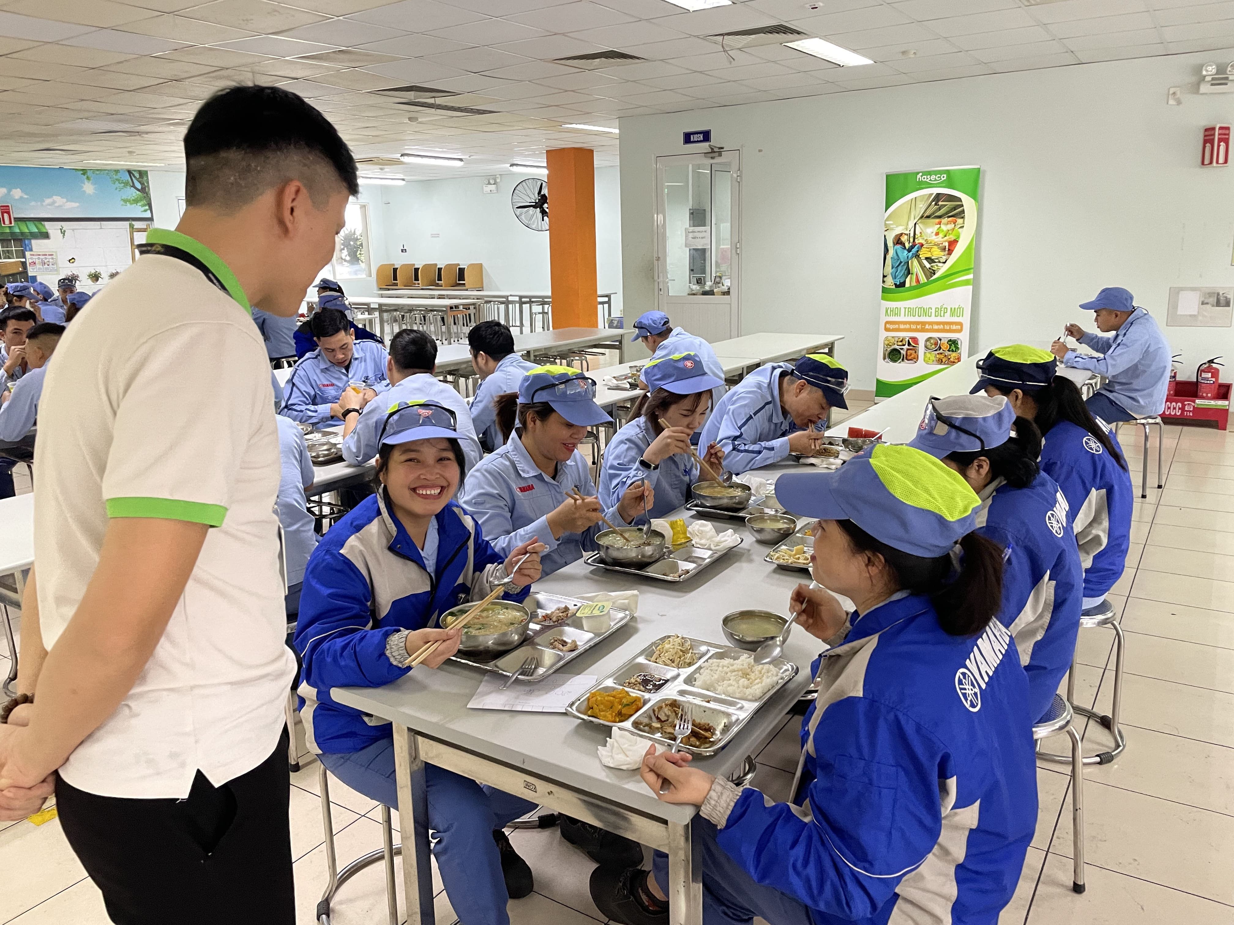 Công ty suất ăn công nghiệp, suất ăn công nghiệp, bếp ăn công nghiệp, giá suất ăn công nghiệp, suất ăn công nghiệp giá rẻ, dịch vụ bếp ăn tập thể